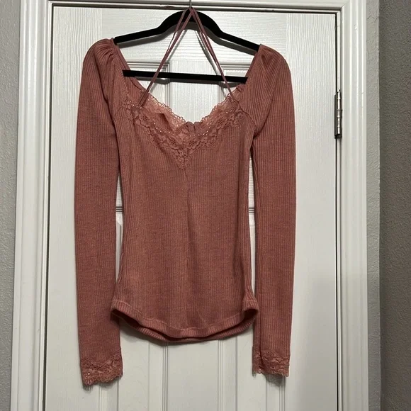 Vici Isn't It Romantic Lace Henley Top - Picture 7 of 7